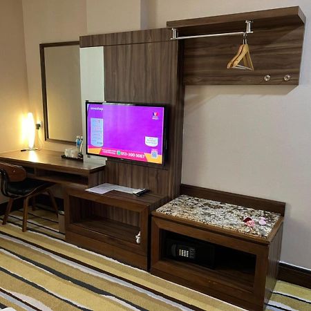 Nova Hotel Miri Dış mekan fotoğraf