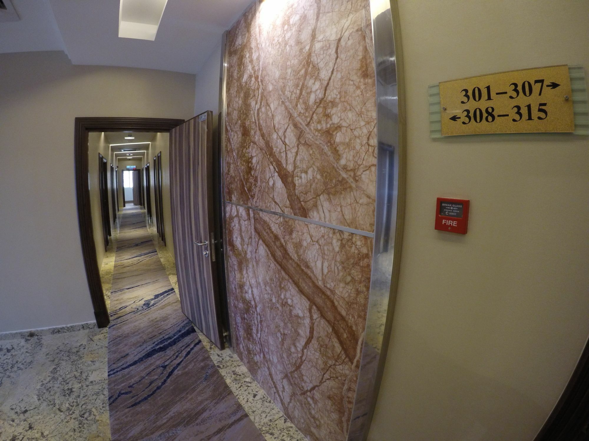 Nova Hotel Miri Dış mekan fotoğraf